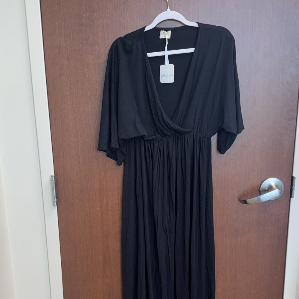 Fillyboo Chic Black Maxi Dress